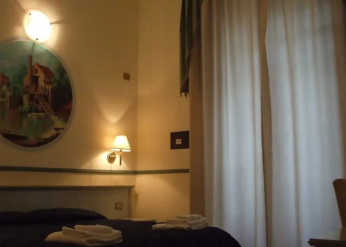 Cambridge Hotel